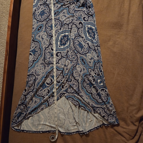 Artisan Ny High Low Skirt in Blue and White Paisley - Picture 4 of 6